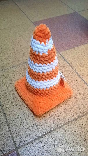 Конус дорожный вязаный