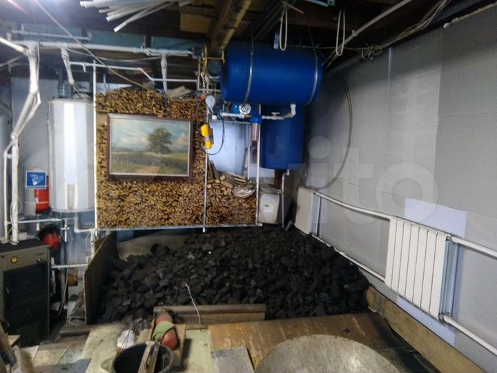 Гараж, > 30 м²