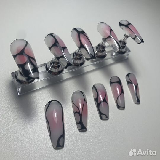 Накладные ногти на заказ