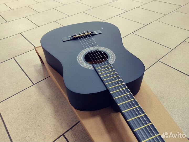 Новая классическая гитара