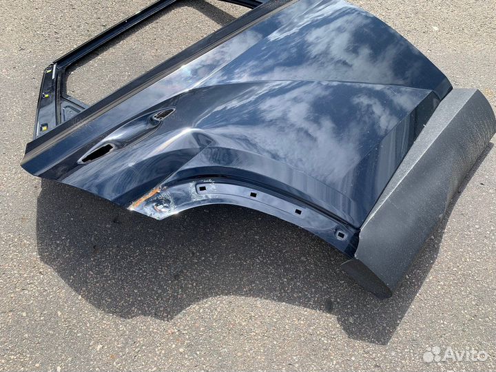 Дверь задняя правая Tucson 4