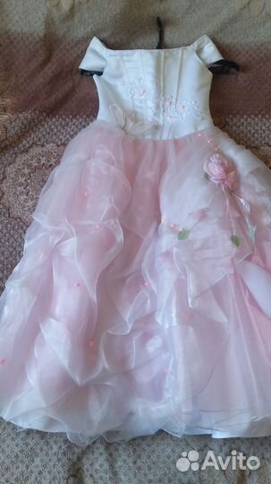 Нарядное платье для девочки 12-14 лет