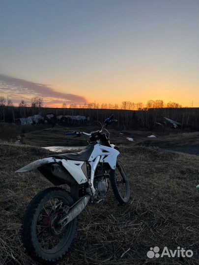 Продам мотоцикл Спай рейсинг 250 Алюминь