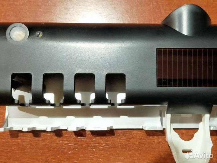 Держатель, дозатор для зубных щеток (новый)