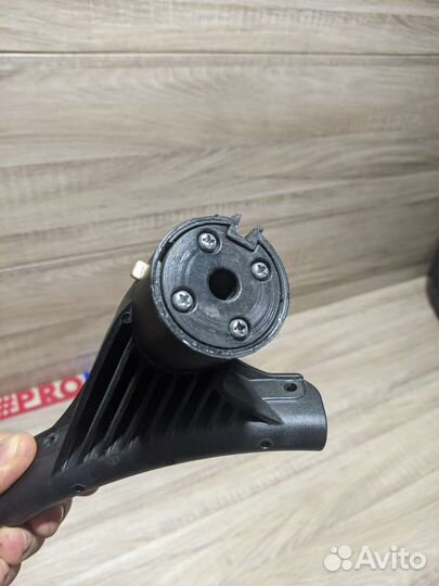 Крепление вилки детской коляски Люксмом 609