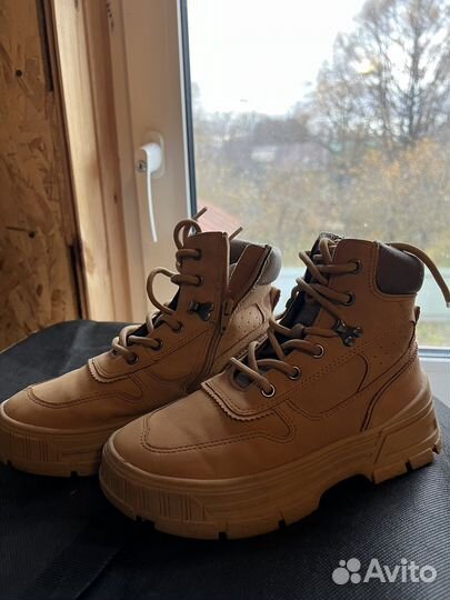 Ботинки утепленные Zara