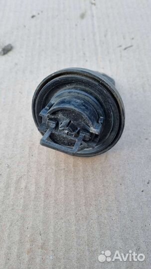 Крышка топливного бака с ключом Рено Logan Логан