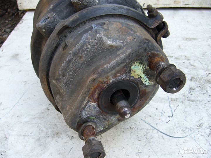 Энергоаккумулятор 30/24 дисковые тормоза Scania R