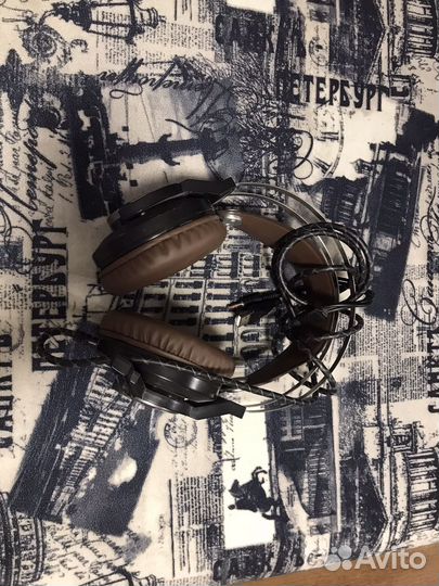 Игровые наушники с микрофоном