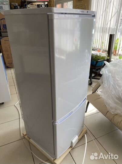 2-ух камерный Холодильник бирюса-151