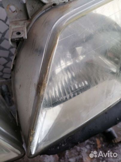 Фара от Мазды мрв