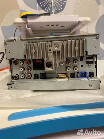 Магнитола Pioneer AVH-P8400BT