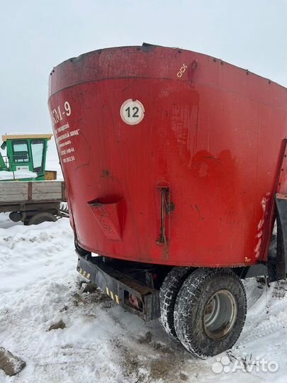 Кормораздатчик Слободской машиностроительный завод АКМ-9, 2012