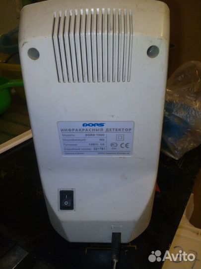 Инфракрасный детектор банкнот Dors 1000