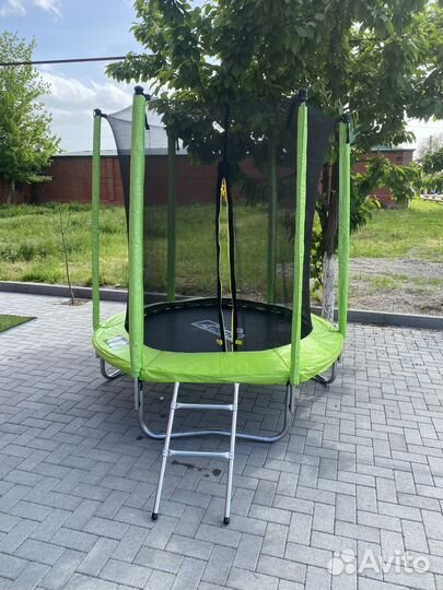 Детский батут с сеткой