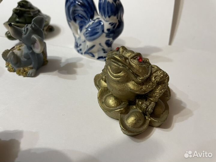 Фигурки животных разные