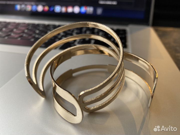 Браслеты новые