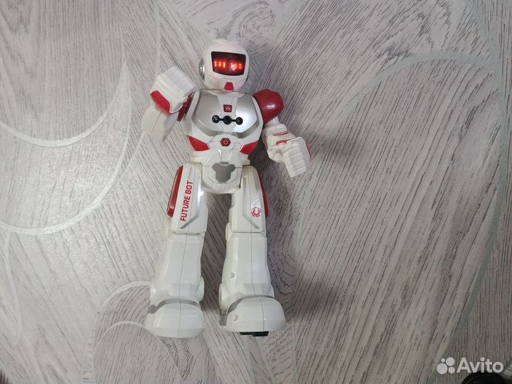 Робот на радиоуправлении