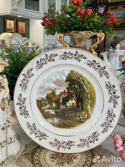 Декоративная тарелка от Barrats of Staffordshire