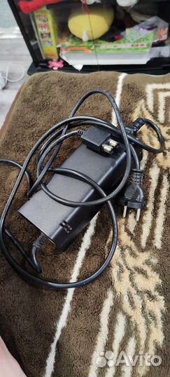 Джойстик и блок питания колокольчики xbox 360