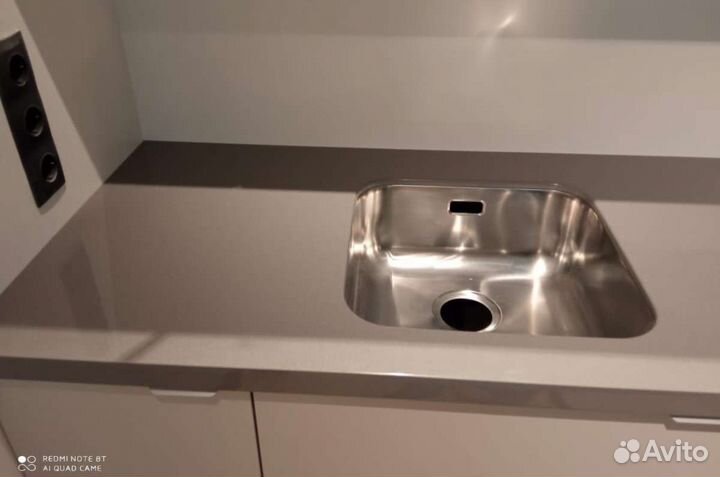 Столешница из искусственного камня