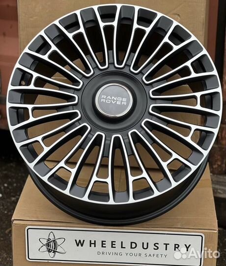 Кованые диски R22 Range Rover наличие