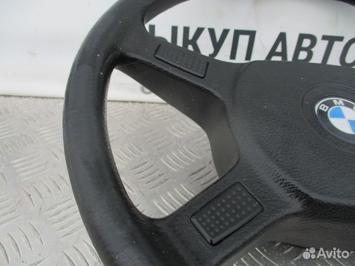 Рулевое колесо BMW 3 E30 1986г