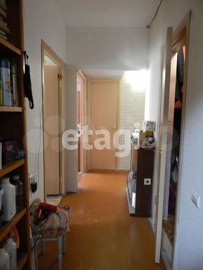 2-к. квартира, 57 м², 1/5 эт.