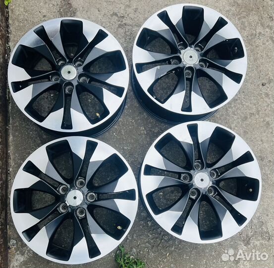 Литые диски R17 5x114.3