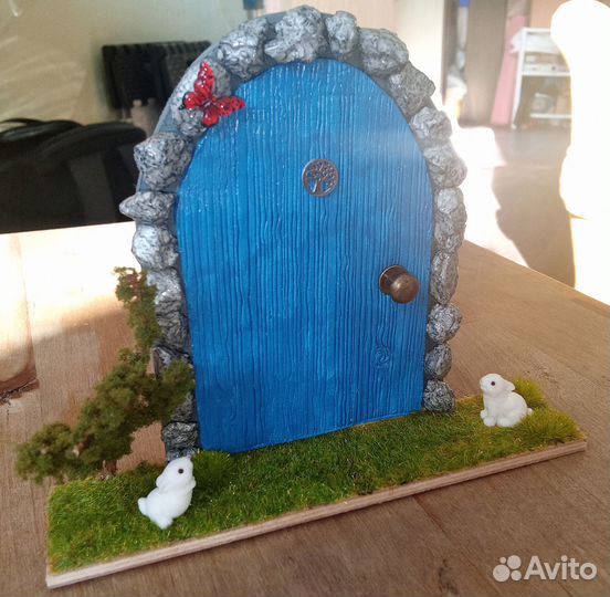 Сувенир дверка Сказка рядом - дверца в подарок