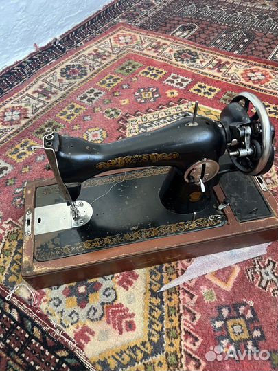 Швейная машина Подольск ручная СССР