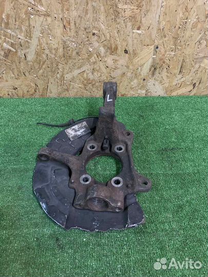 Кулак поворотный передний левый Volvo S80