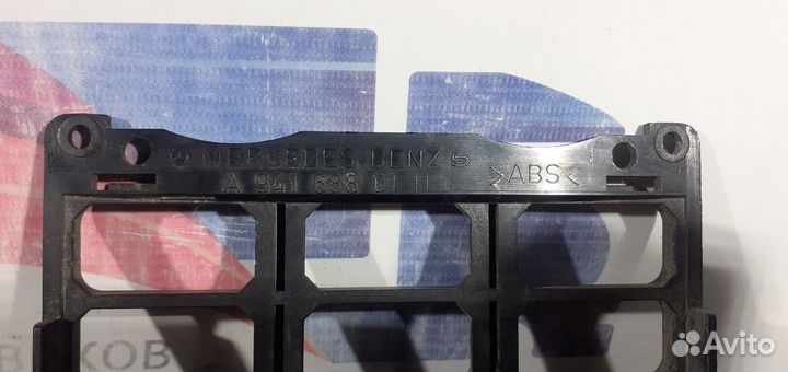 Накладка под кнопки Mercedes-Benz Actros