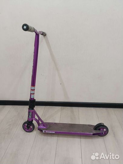 Трюковой самокат мангуст