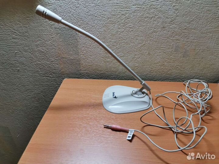 Микрофон Genius