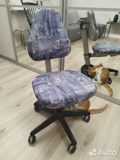 Компьютерное кресло для школьника бу