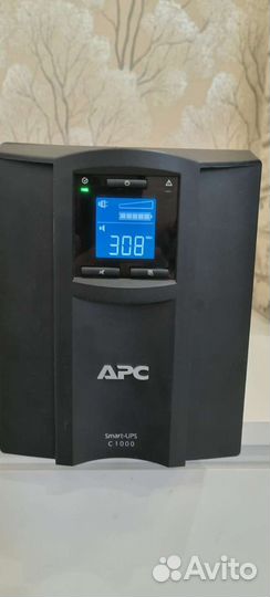 APC smart-UPS C1000