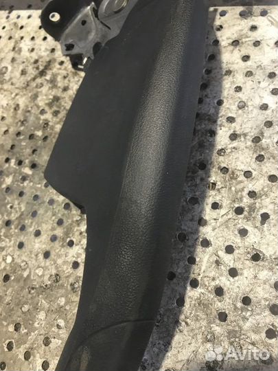 Рычаг стояночного тормоза Volkswagen Polo