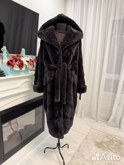 Шуба норковая с капюшоном кимоно 54-56