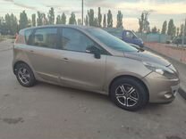 Renault Scenic 1.6 MT, 2010, 193 000 км, с пробегом, цена 515 000 руб.