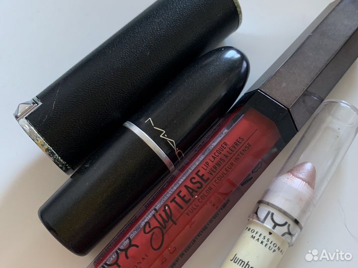 Жидкая помада NYX professional красная