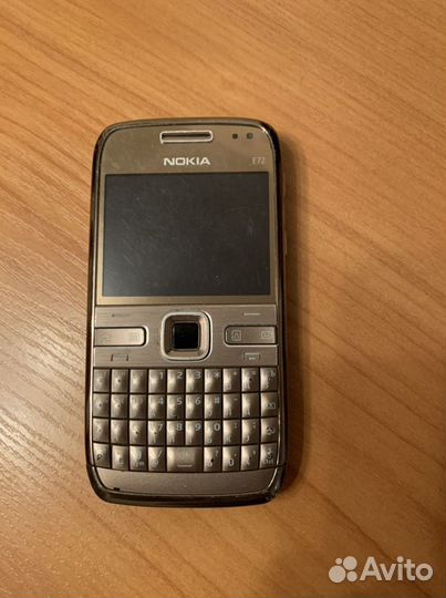 Nokia E72
