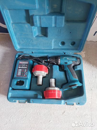 Шуруповерт Makita