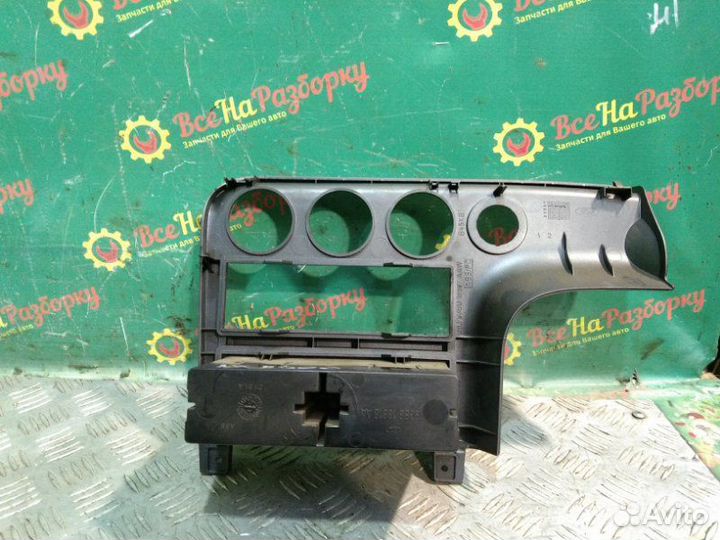 Накладка торпеды Ford Mondeo 1 лифтбек