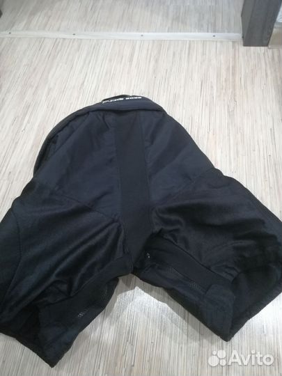 Хоккейные шорты ccm jr m