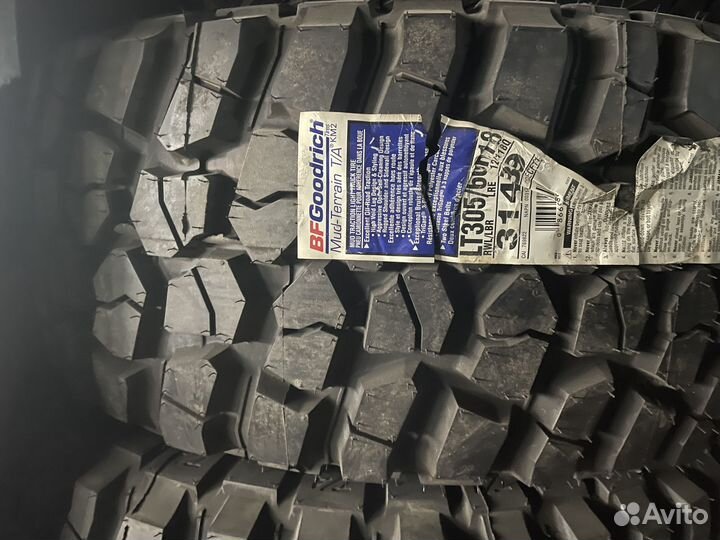 Bfgoodrich Mud-Terrain T/A KM2 305/60 R18 118Q