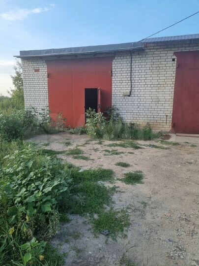Гараж, > 30 м²
