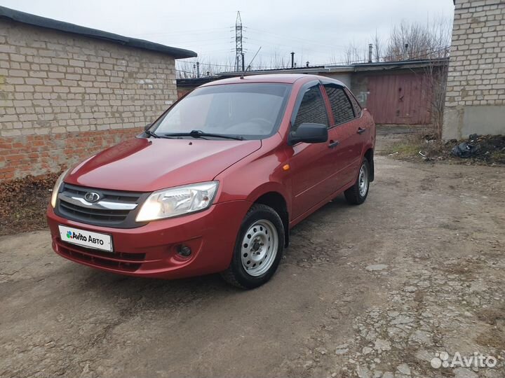 LADA Granta 1.6 МТ, 2012, 198 000 км