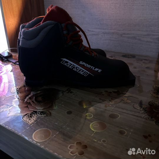 Лыжные ботинки