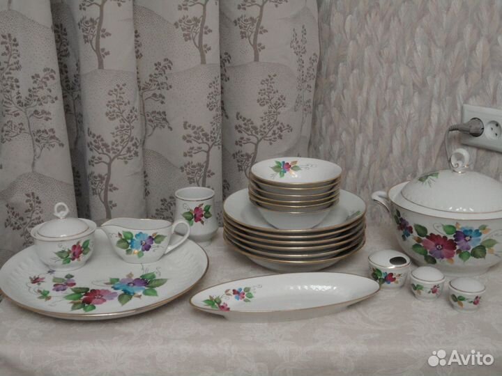 Сервиз столовый Октябрьский ффз СССР